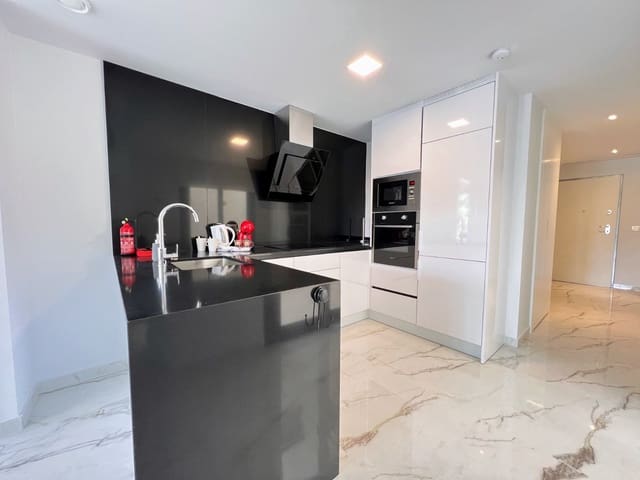 2 quarto Apartamento para venda em Torrevieja com piscina garagem - 269 000 € (Ref: 9444940)