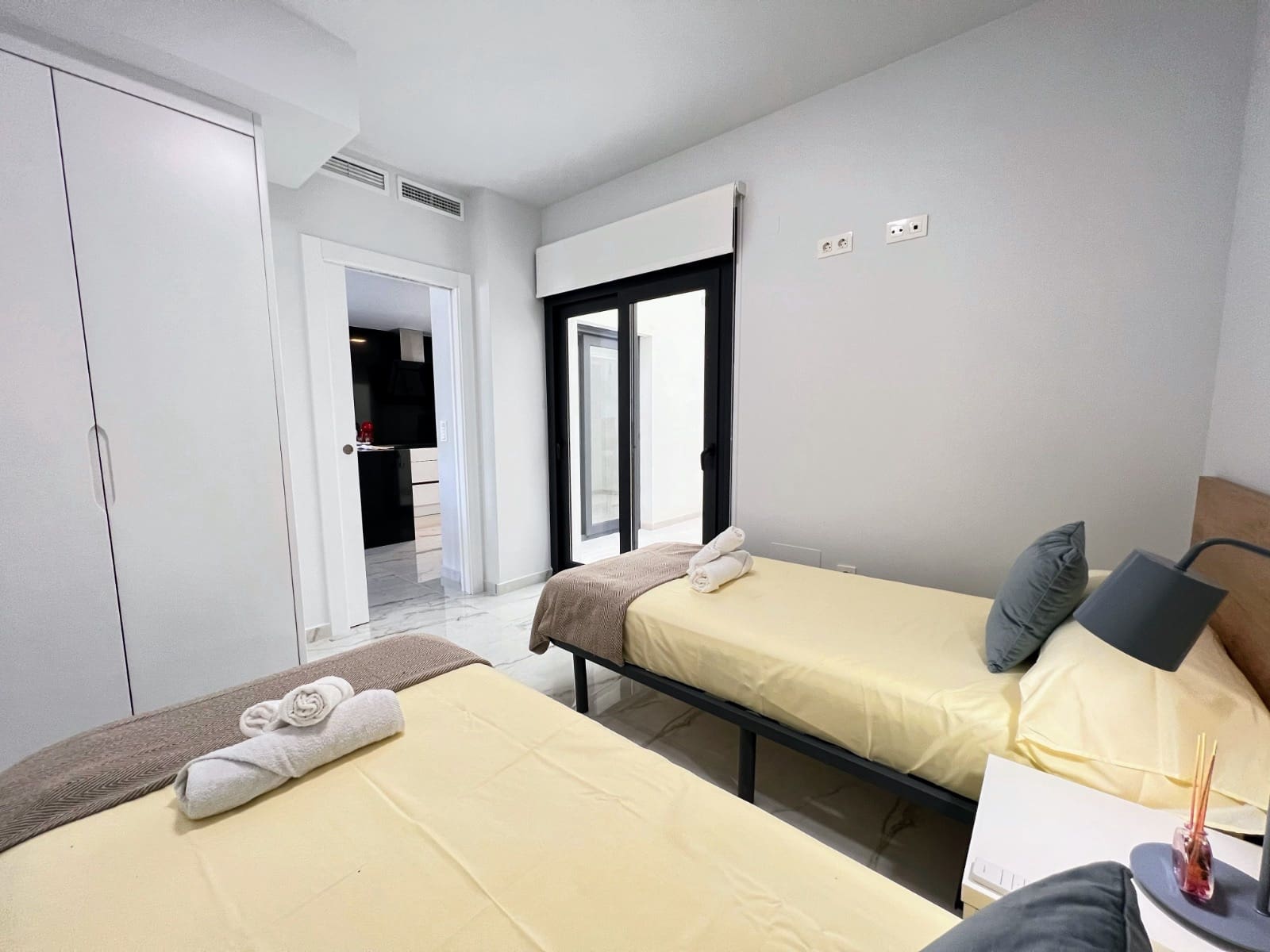 2 quarto Apartamento para venda em Torrevieja com piscina garagem - 269 000 € (Ref: 9444940)