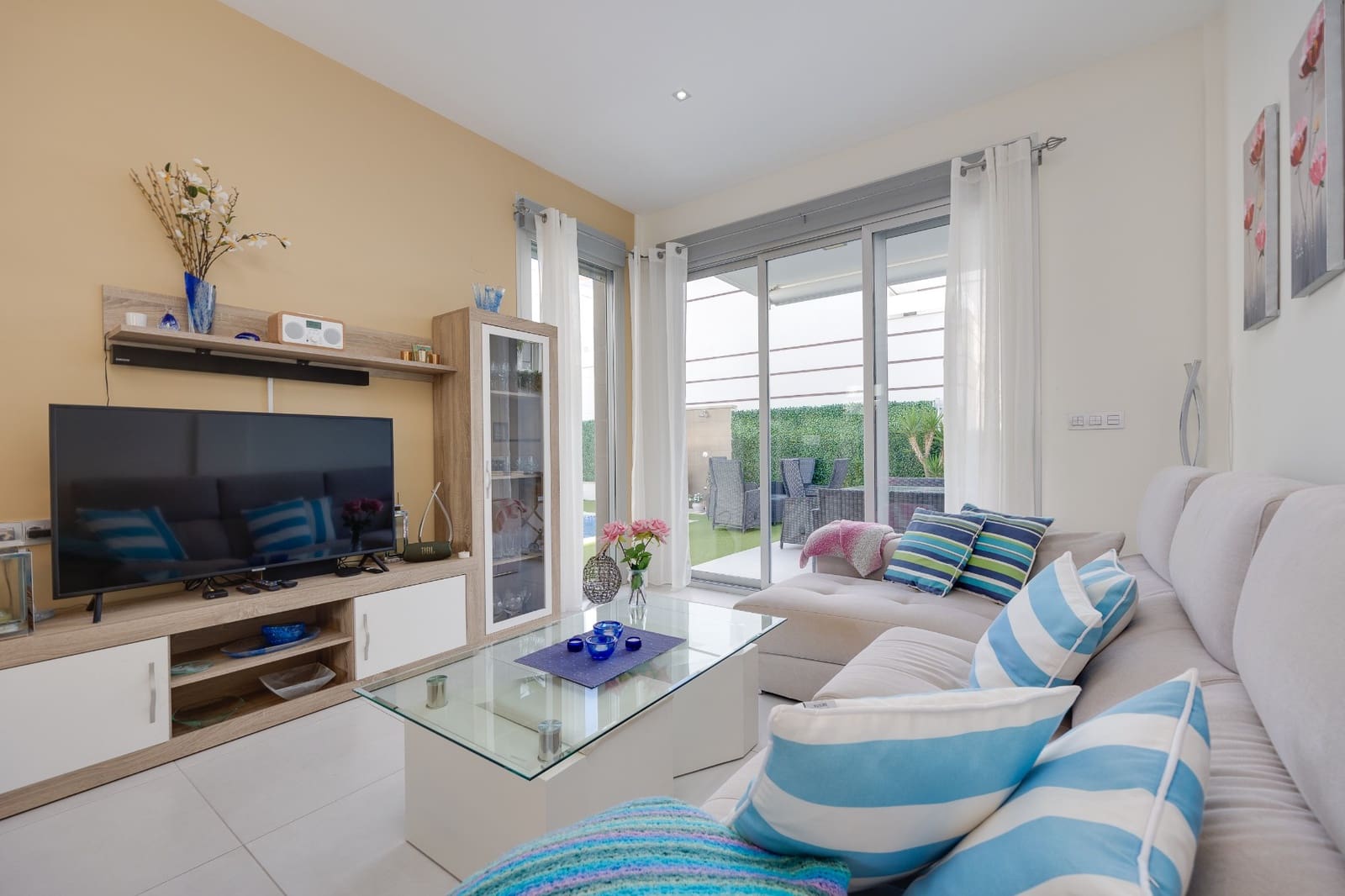 3 chambre Villa/Maison à vendre à Ciudad Quesada avec piscine garage - 390 000 € (Ref: 9450176)