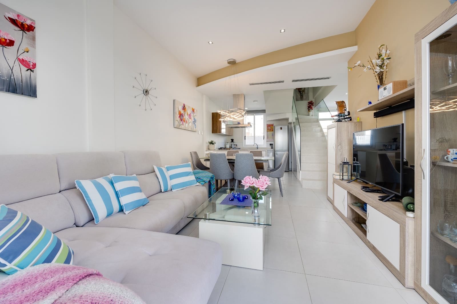 3 chambre Villa/Maison à vendre à Ciudad Quesada avec piscine garage - 390 000 € (Ref: 9450176)