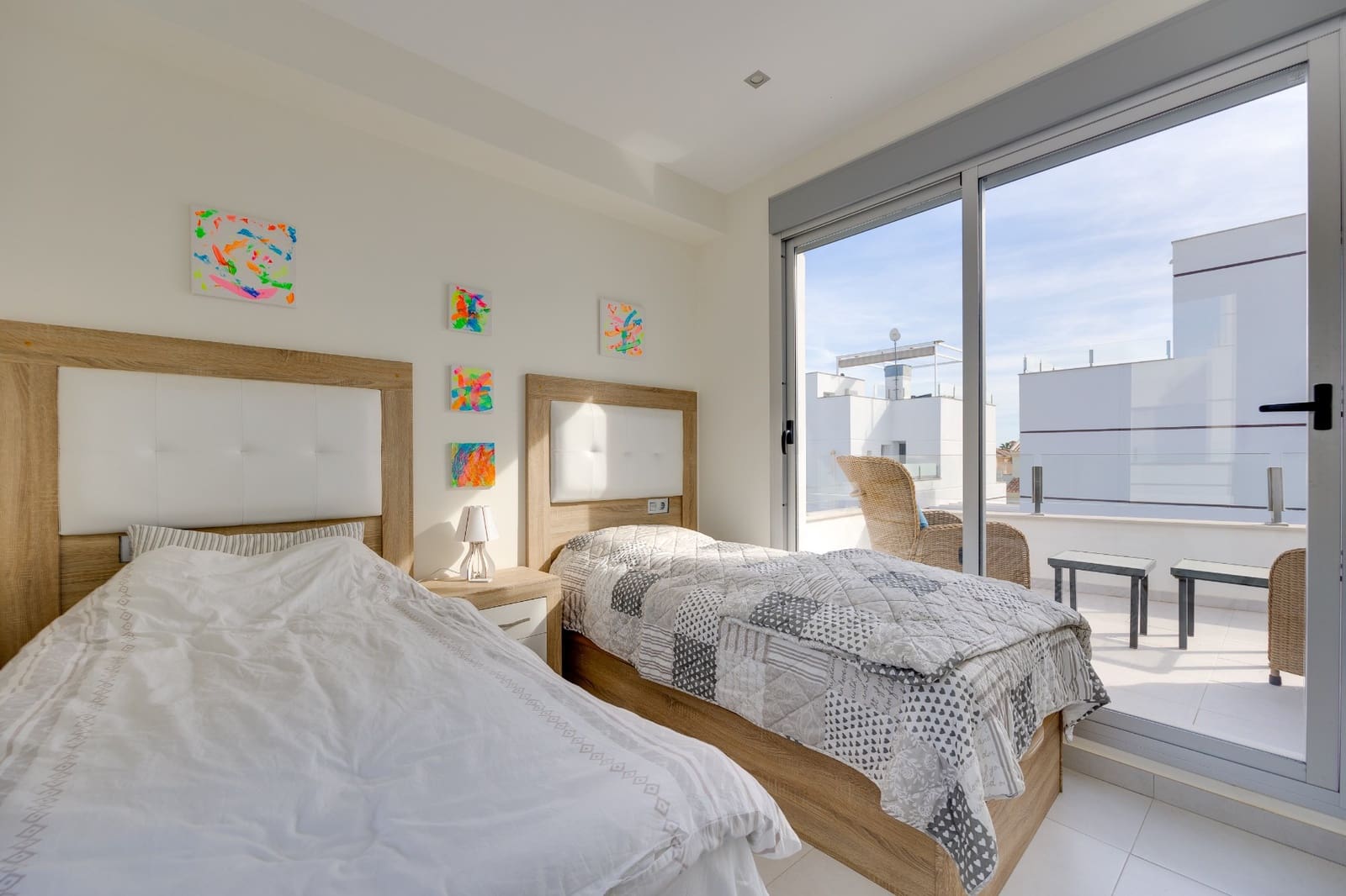 3 chambre Villa/Maison à vendre à Ciudad Quesada avec piscine garage - 390 000 € (Ref: 9450176)