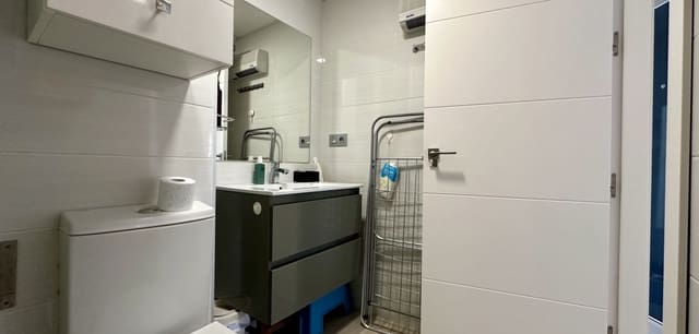 3 slaapkamer Appartement te koop in Punta Prima, Orihuela met zwembad - € 295.000 (Ref: 9451465)