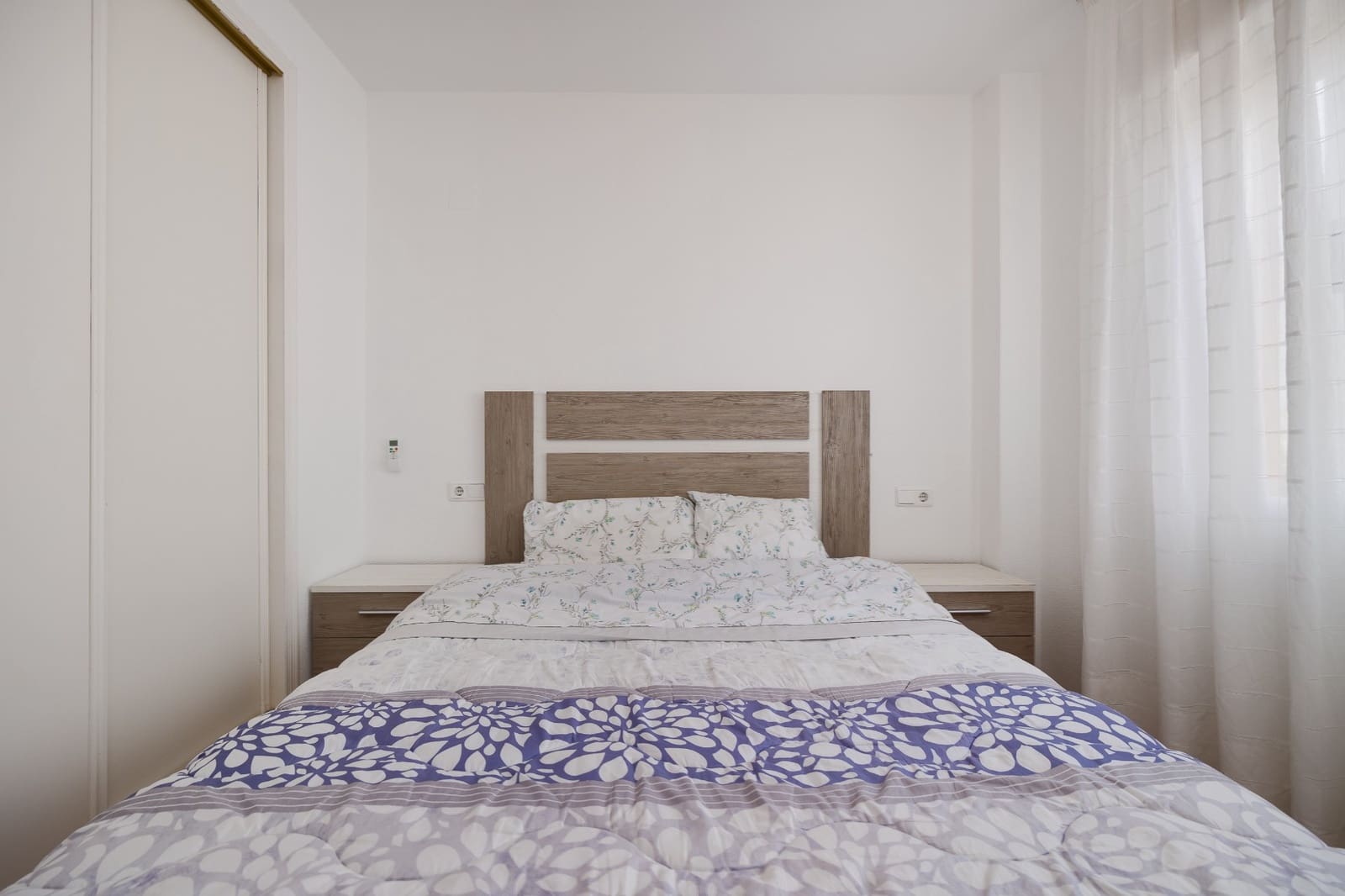 2 makuuhuone Huoneisto myytävänä paikassa Torrevieja mukana uima-altaan 
autotalli - 159 000 € (Ref: 9462884)