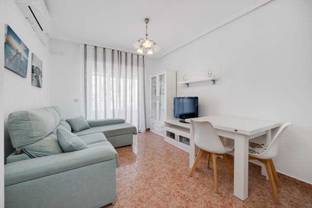 2 makuuhuone Huoneisto myytävänä paikassa Avenida Habaneras - Curva de Palangre, Torrevieja mukana uima-altaan 
autotalli - 159 000 € (Ref: 9462884)