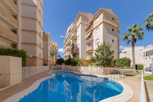 2 makuuhuone Huoneisto myytävänä paikassa Avenida Habaneras - Curva de Palangre, Torrevieja mukana uima-altaan 
autotalli - 159 000 € (Ref: 9462884)
