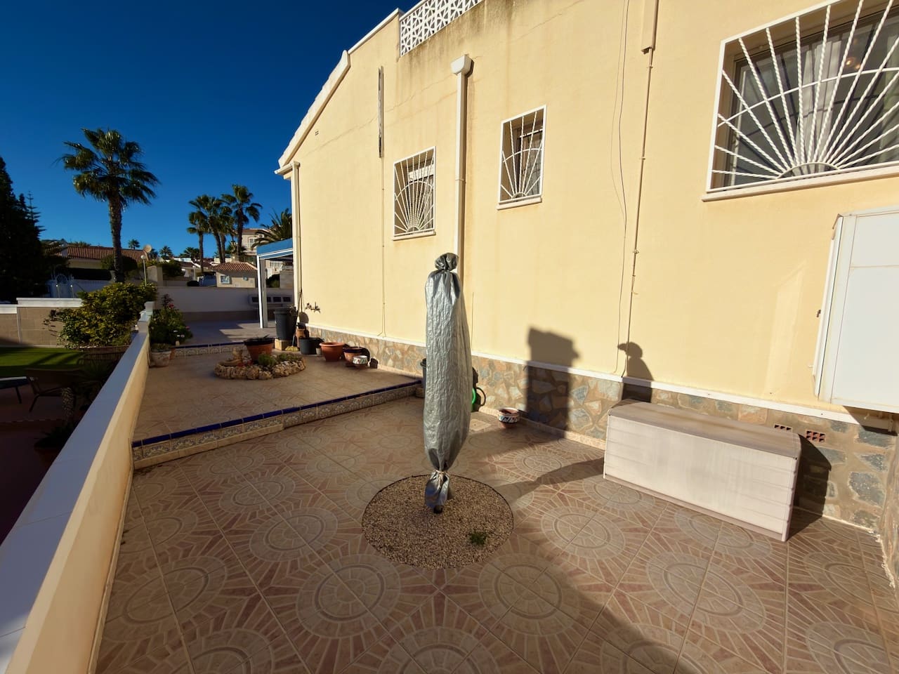 3 bedroom Villa for sale in Ciudad Quesada with pool - € 225,000 (Ref: 9502982)