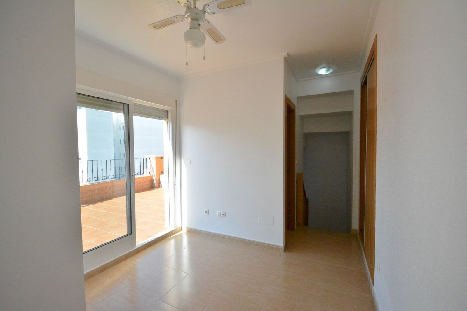 3 bedroom Apartment for sale in Guardamar del Segura - € 243,500 (Ref: 9503610)