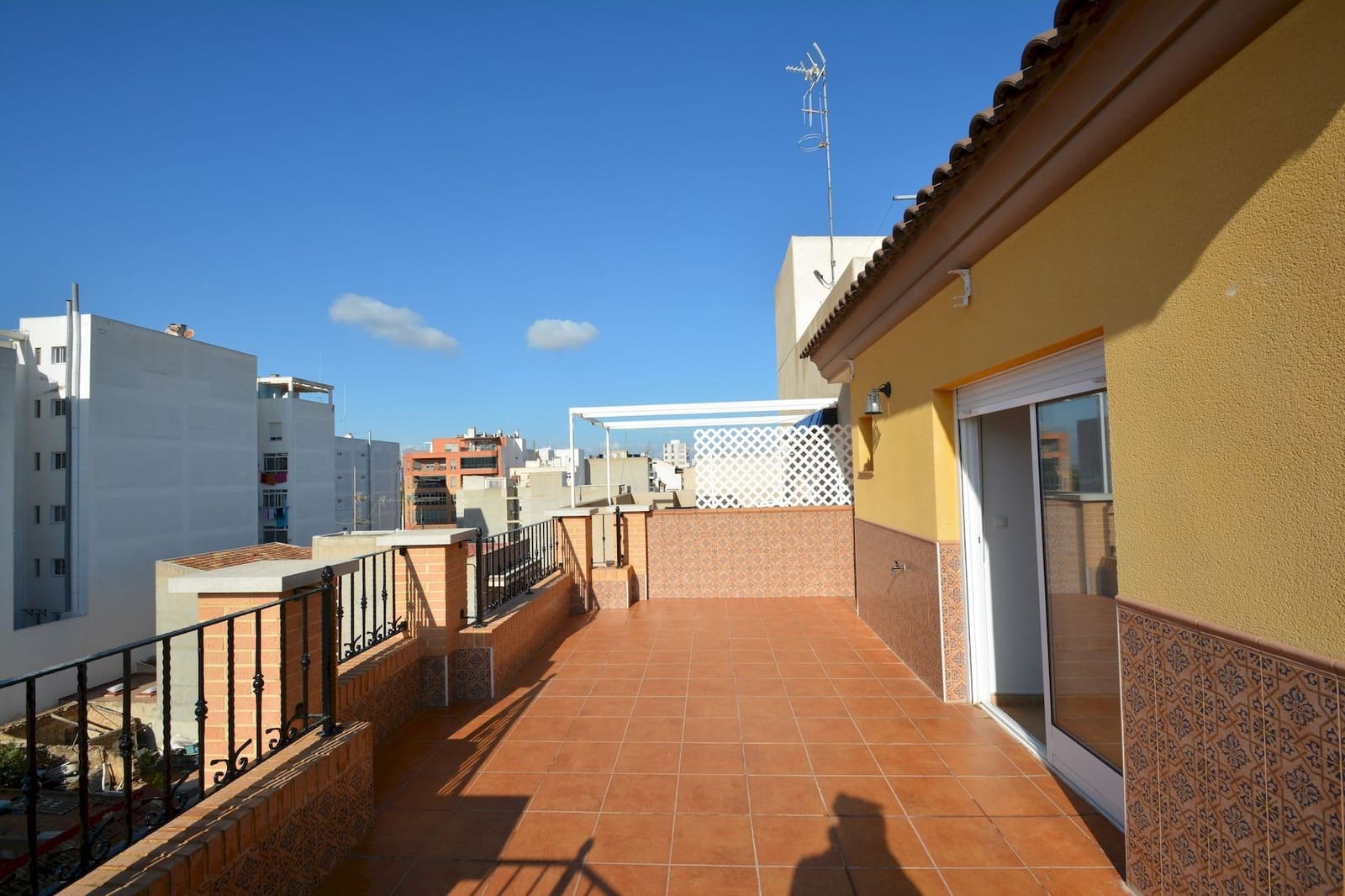 3 bedroom Apartment for sale in Guardamar del Segura - € 243,500 (Ref: 9503610)