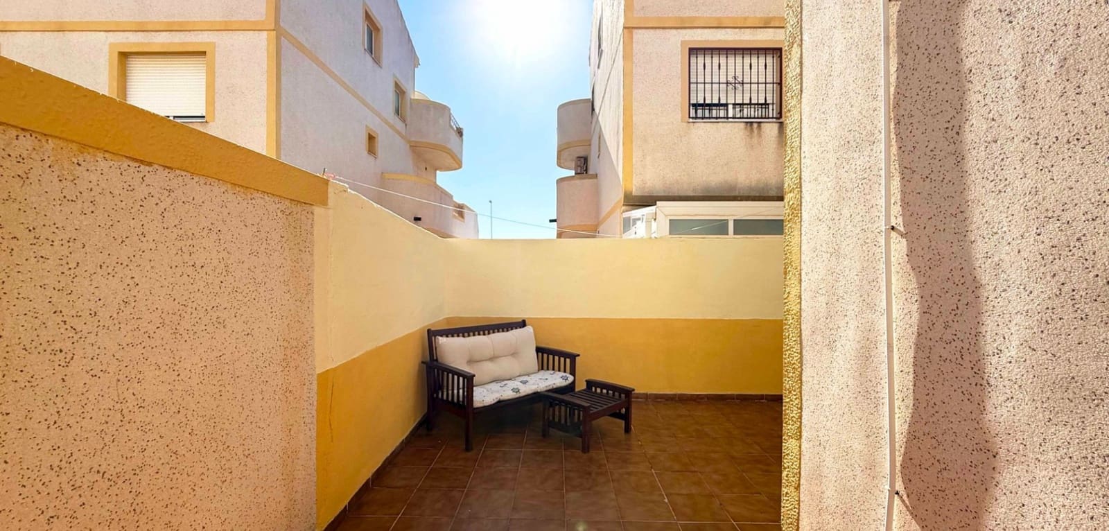 3 bedroom Townhouse for sale in Los Altos with pool garage - € 185,000 (Ref: 9516383)