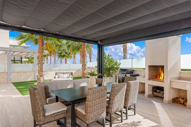 5 makuuhuone Huvila myytävänä paikassa Cabo Roig, Orihuela mukana uima-altaan 
autotalli - 829 000 € (Ref: 9532585)