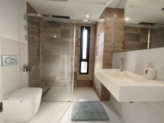 3 sypialnia Willa na sprzedaż w Lomas de Cabo Roig - Los Dolses, Orihuela z basenem garażem - 585 000 € (Ref: 9550176)