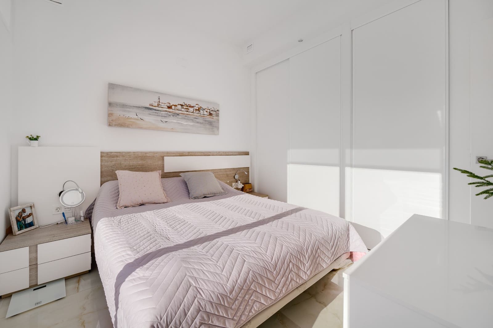 4 soverom Villa til salgs i Torrevieja med svømmebasseng garasje - € 750 000 (Ref: 9619033)