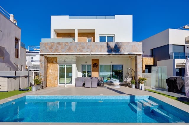 4 soverom Villa til salgs i Los Frutales, Torrevieja med svømmebasseng garasje - € 750 000 (Ref: 9619033)