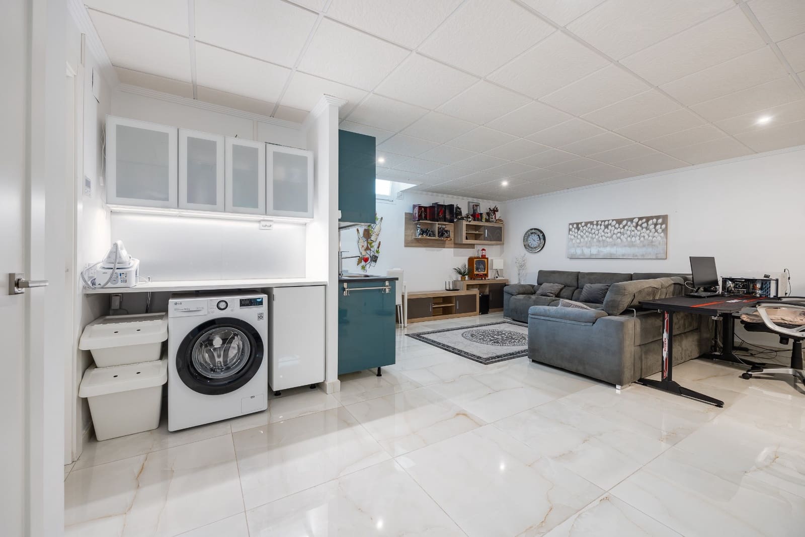 4 soverom Villa til salgs i Torrevieja med svømmebasseng garasje - € 750 000 (Ref: 9619033)