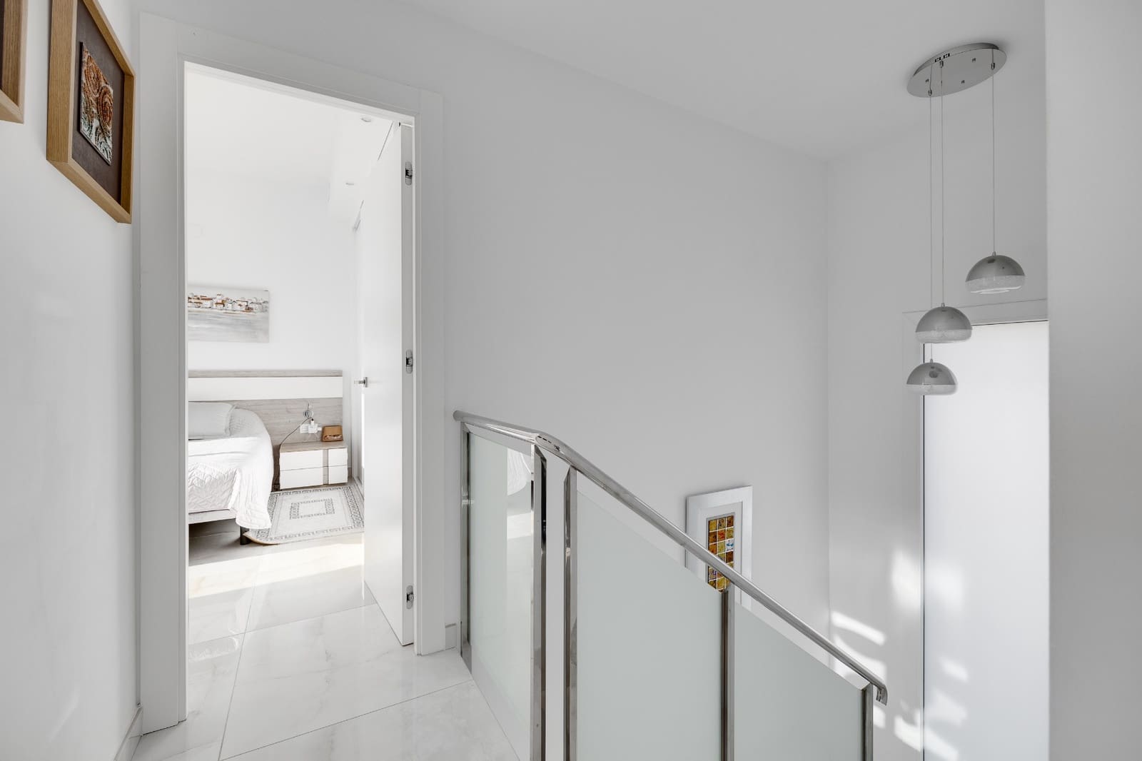 4 soverom Villa til salgs i Torrevieja med svømmebasseng garasje - € 750 000 (Ref: 9619033)