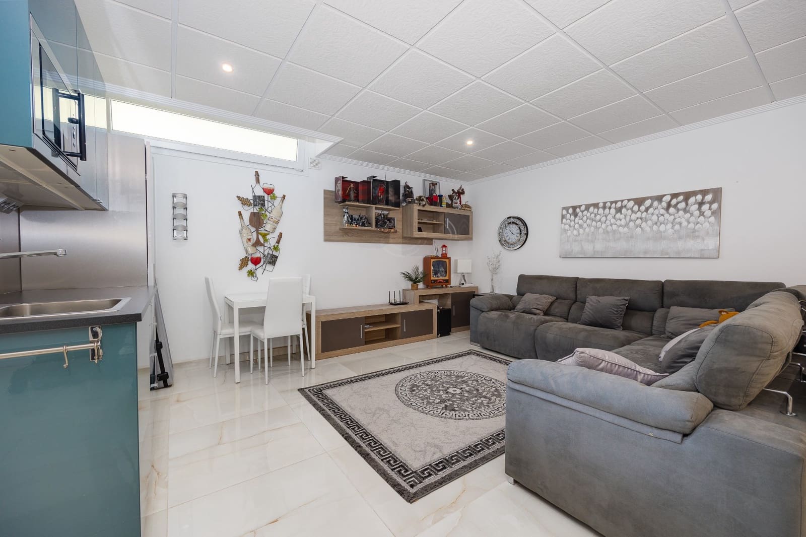 4 soverom Villa til salgs i Torrevieja med svømmebasseng garasje - € 750 000 (Ref: 9619033)