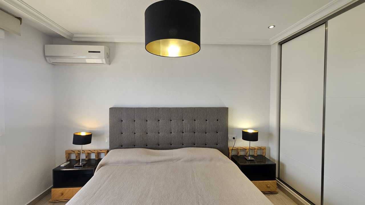 3 bedroom Apartment for sale in Mil Palmeras with garage - € 450,000 (Ref: 9620863)