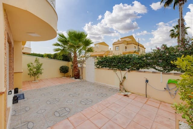 Chalet de 3 habitaciones en Ciudad Quesada, Rojales en venta con piscina garaje - 299.500 € (Ref: 9620864)