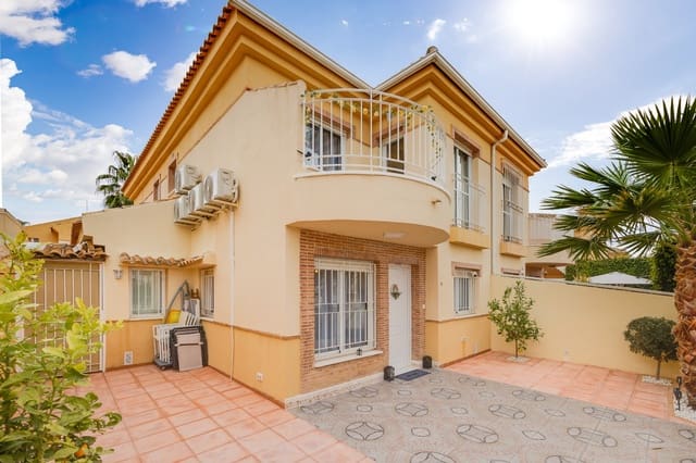 Chalet de 3 habitaciones en Ciudad Quesada, Rojales en venta con piscina garaje - 299.500 € (Ref: 9620864)