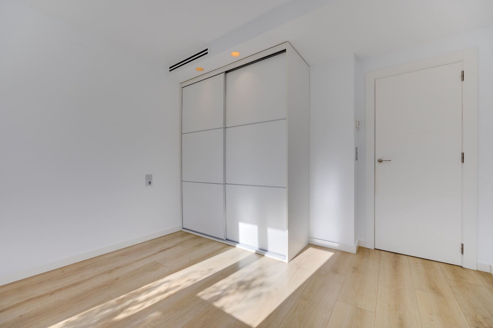 3 soverom Villa til salgs i Ciudad Quesada med svømmebasseng garasje - € 495 000 (Ref: 9622339)