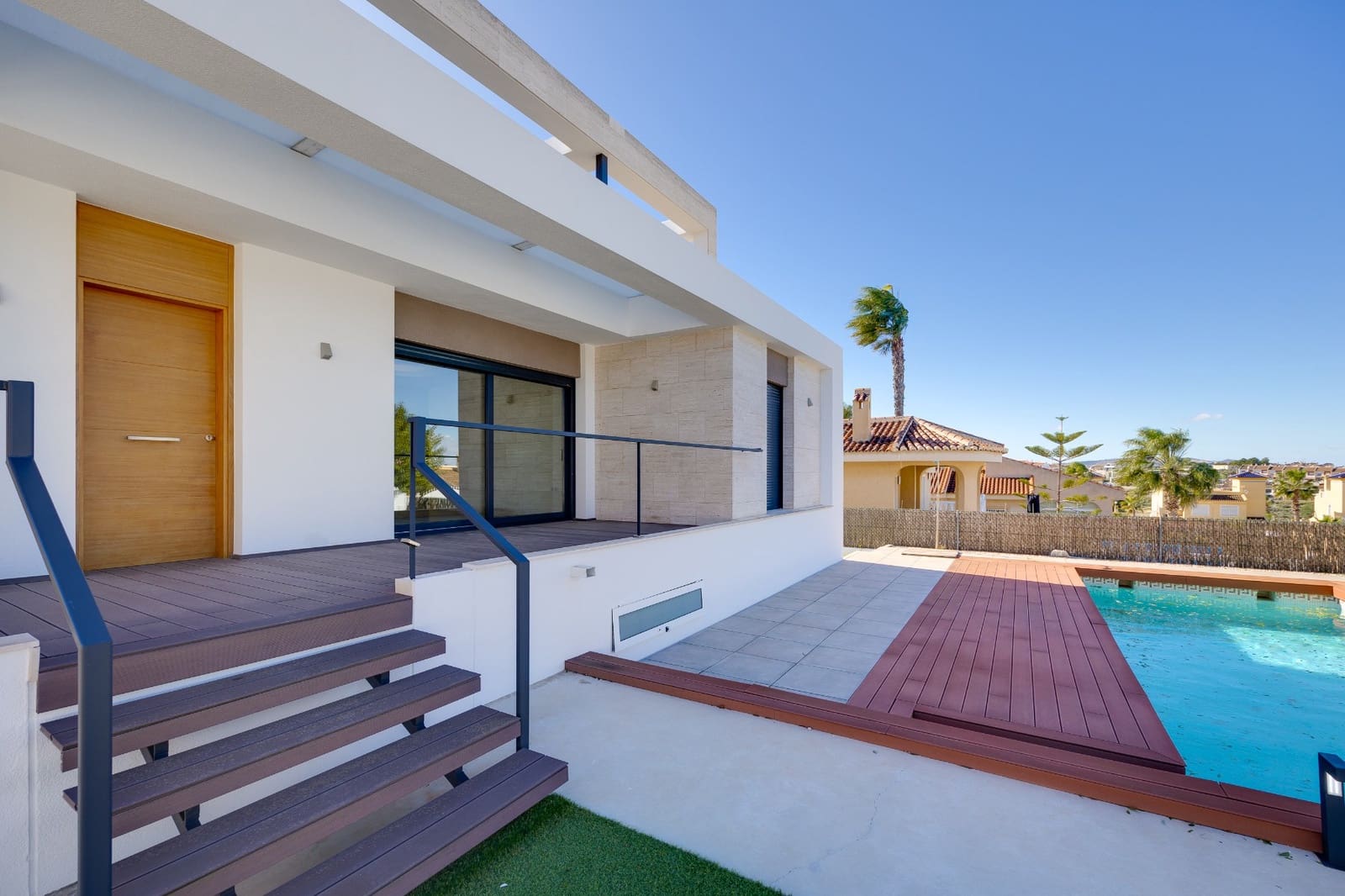 3 soverom Villa til salgs i Ciudad Quesada med svømmebasseng garasje - € 495 000 (Ref: 9622339)