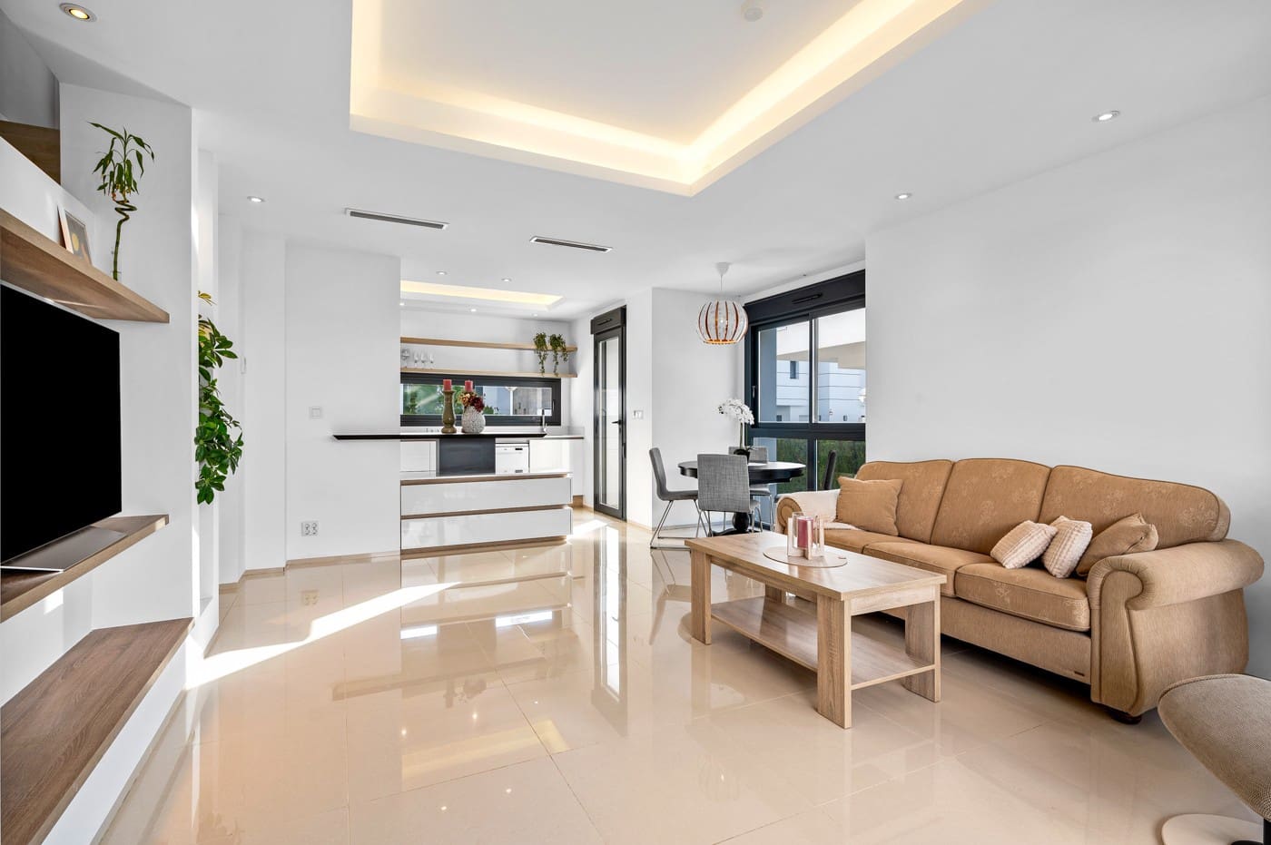 3 makuuhuone Paritalo myytävänä paikassa Ciudad Quesada mukana uima-altaan - 399 000 € (Ref: 9622342)