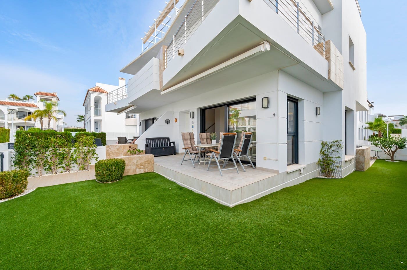 3 makuuhuone Paritalo myytävänä paikassa Ciudad Quesada mukana uima-altaan - 399 000 € (Ref: 9622342)