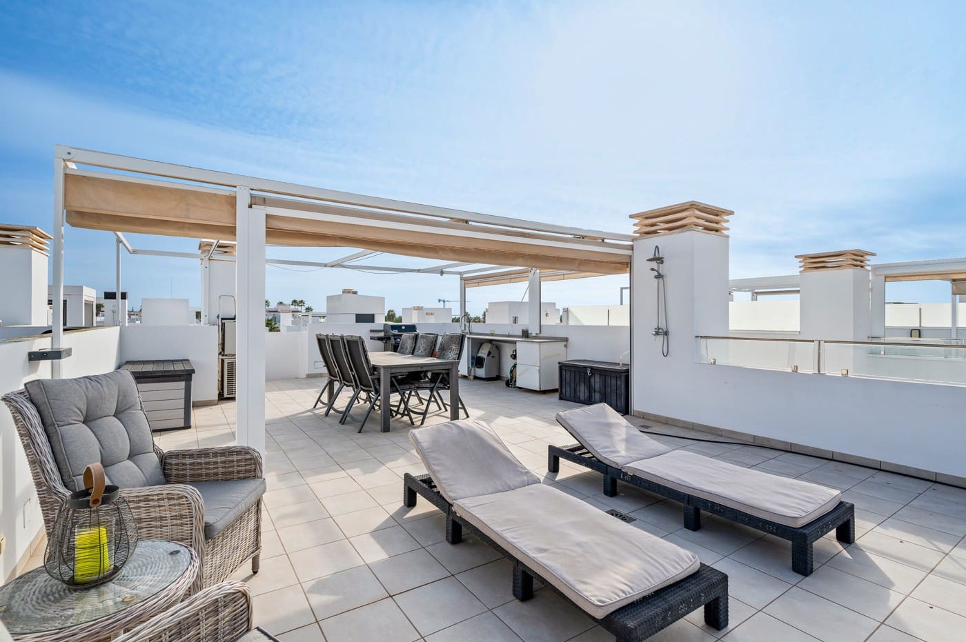 3 makuuhuone Paritalo myytävänä paikassa Ciudad Quesada mukana uima-altaan - 399 000 € (Ref: 9622342)