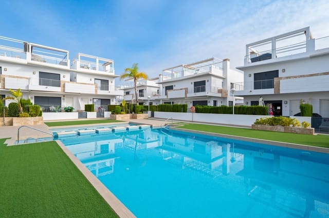 Pareado de 3 habitaciones en Ciudad Quesada, Rojales en venta con piscina - 399.000 € (Ref: 9622342)