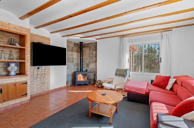 Finca/Casa Rural de 6 habitaciones en Los Montesinos en venta con piscina - 425.000 € (Ref: 9666109)