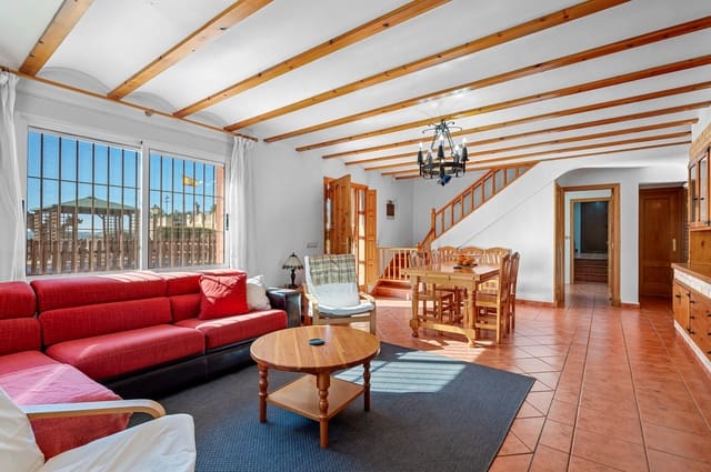 Finca/Casa Rural de 6 habitaciones en Los Montesinos en venta con piscina - 425.000 € (Ref: 9666109)