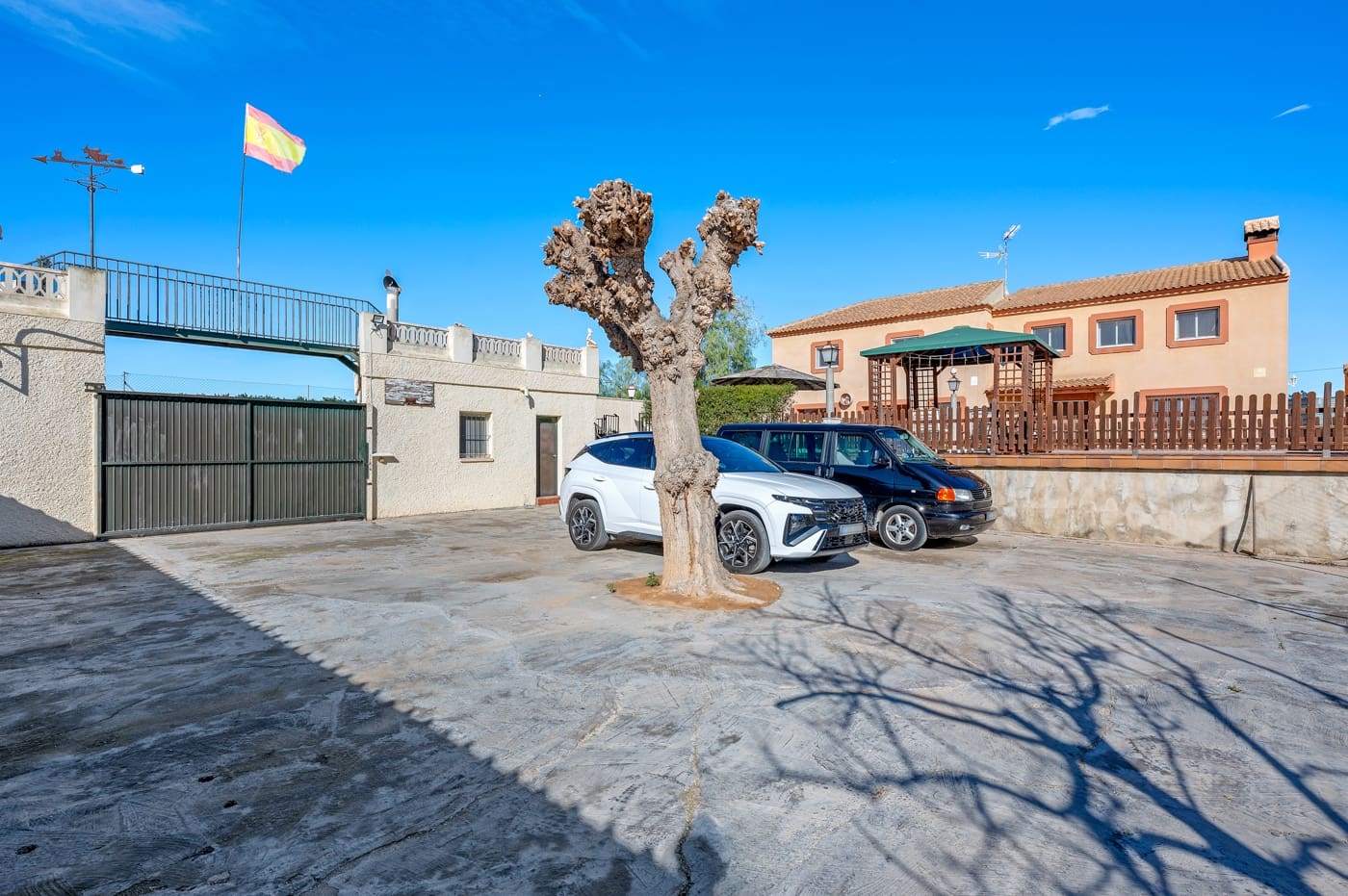 Finca/Casa Rural de 6 habitaciones en Los Montesinos en venta con piscina - 425.000 € (Ref: 9666109)