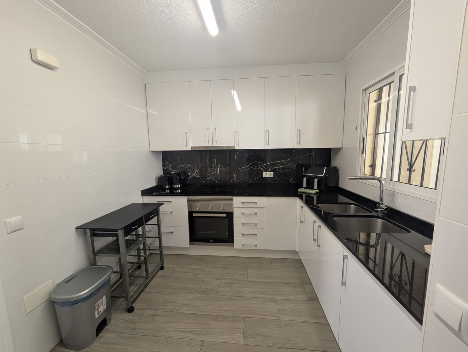 3 soveværelse Byhus til salg i Playa Flamenca med swimmingpool garage - € 285.000 (Ref: 9669071)