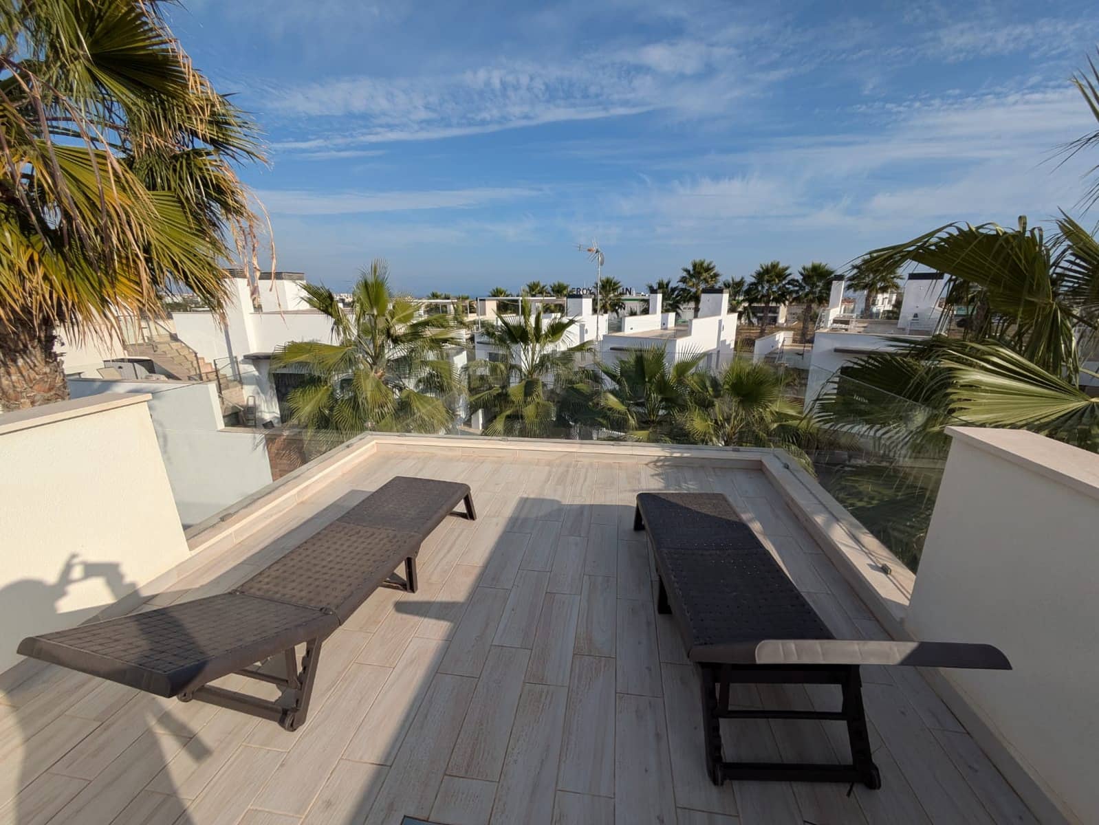 3 bedroom Villa for sale in Cabo Roig with pool garage - € 450,000 (Ref: 9669280)