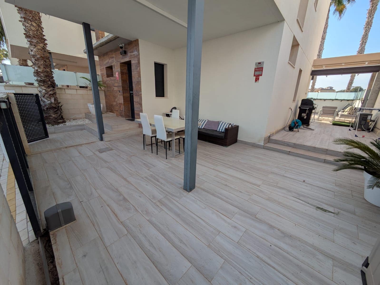 3 bedroom Villa for sale in Cabo Roig with pool garage - € 450,000 (Ref: 9669280)