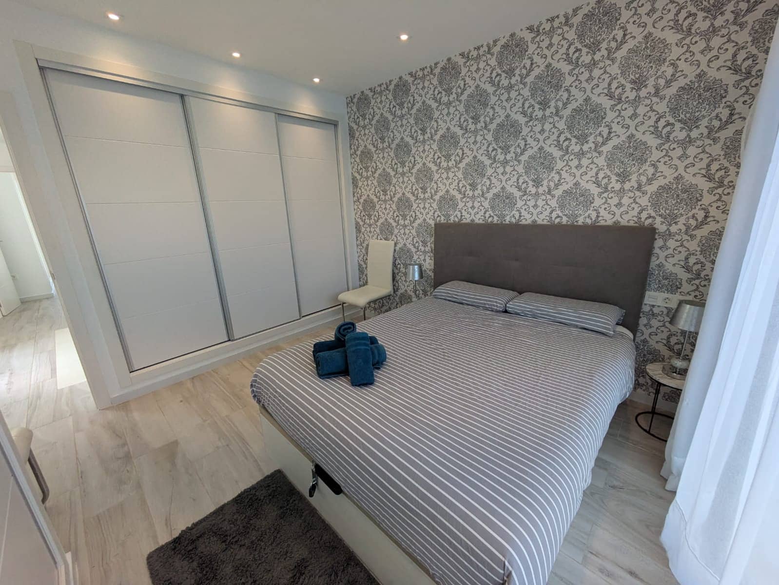 3 bedroom Villa for sale in Cabo Roig with pool garage - € 450,000 (Ref: 9669280)