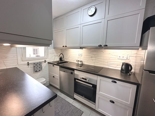 2 quarto Apartamento para venda em San Luis, Torrevieja com piscina - 160 000 € (Ref: 9690112)