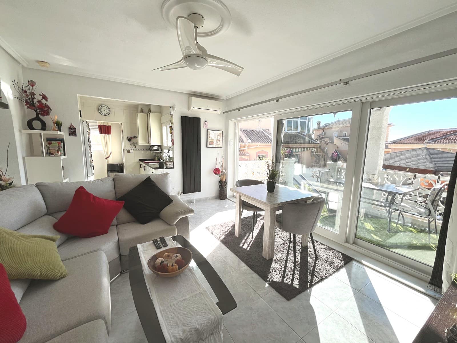 3 sypialnia Willa na sprzedaż w Ciudad Quesada z basenem - 399 000 € (Ref: 9691136)