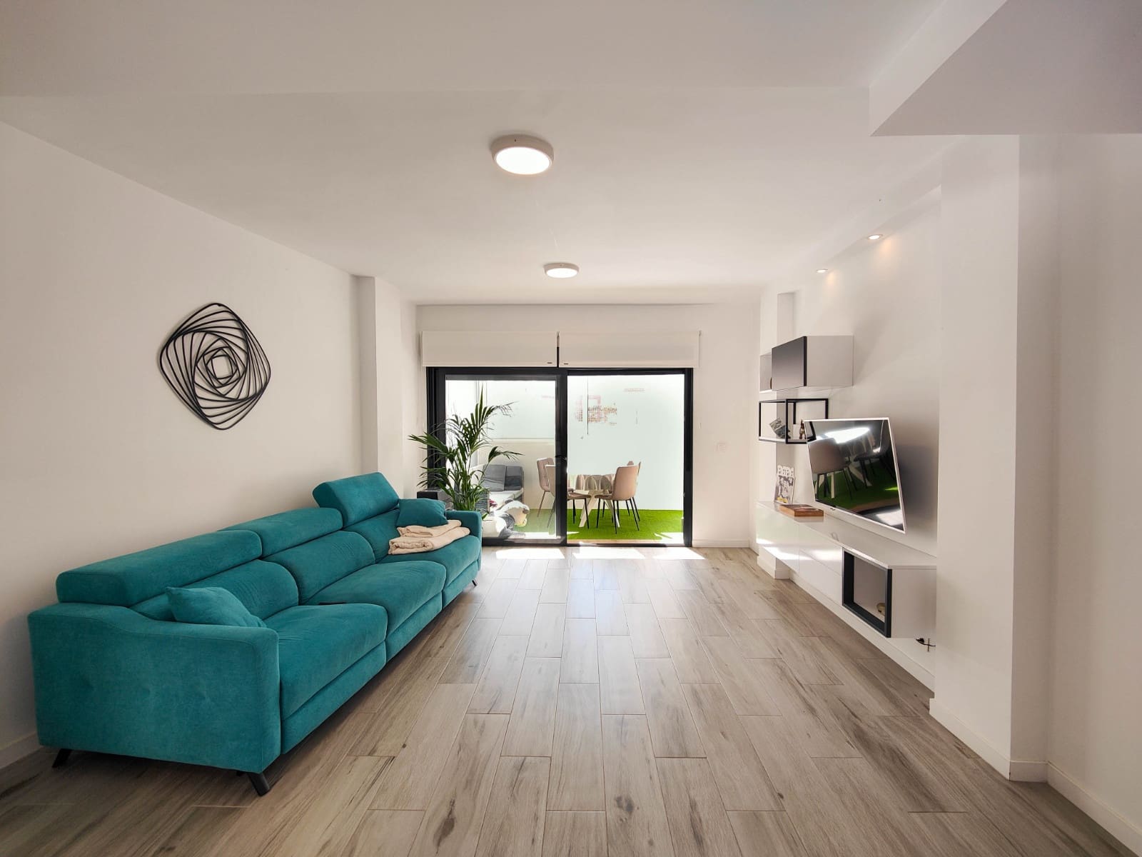 3 chambre Appartement à vendre à Guardamar del Segura avec piscine garage - 289 900 € (Ref: 9726528)