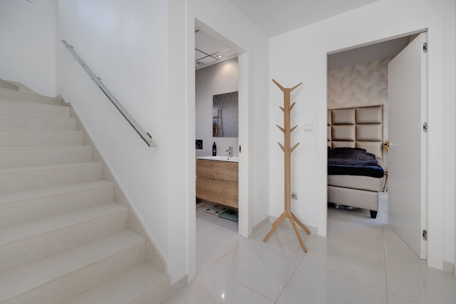 Chalet de 3 habitaciones en Ciudad Quesada en venta con piscina garaje - 499.000 € (Ref: 9726529)