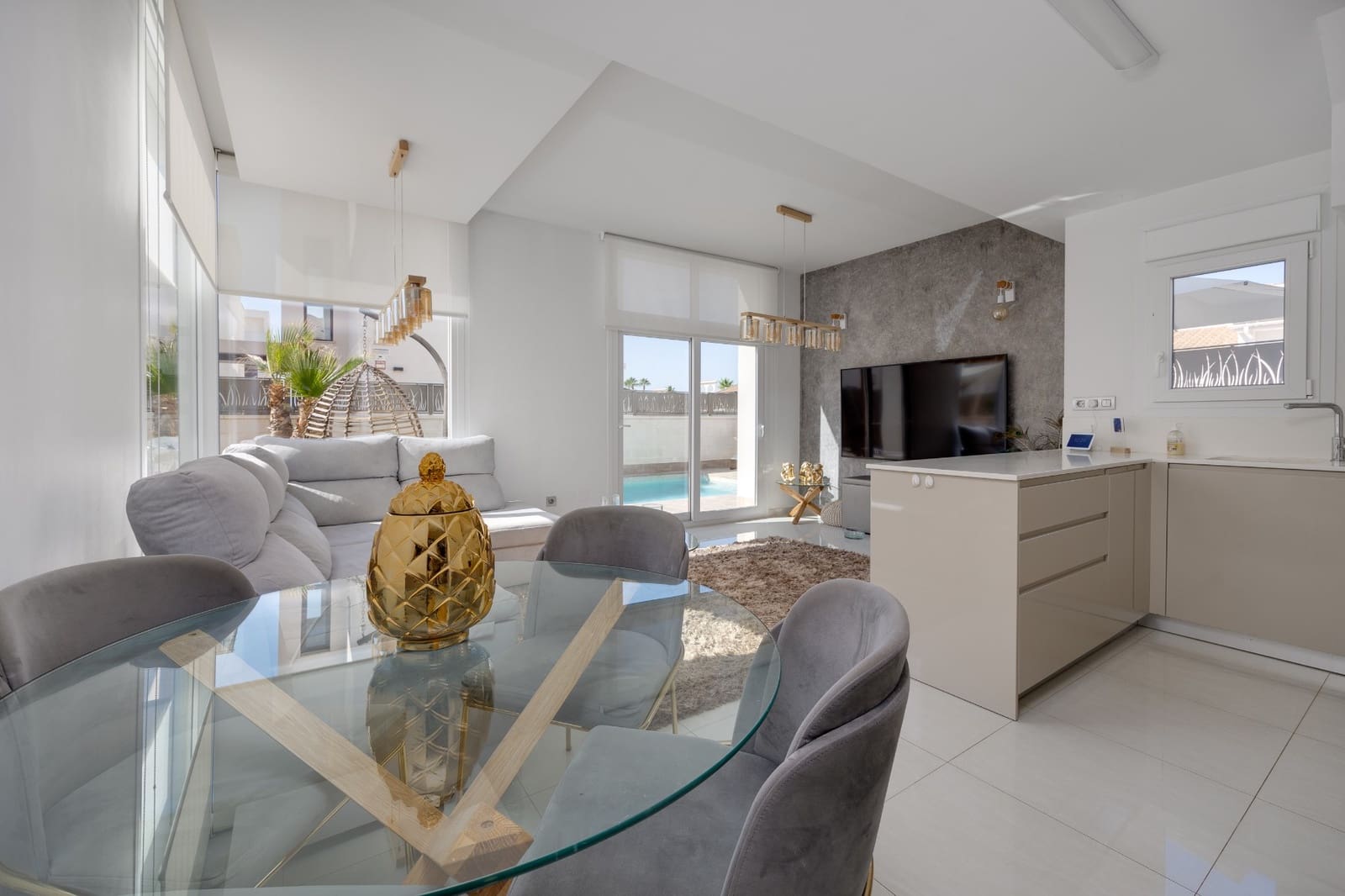 Chalet de 3 habitaciones en Ciudad Quesada en venta con piscina garaje - 499.000 € (Ref: 9726529)