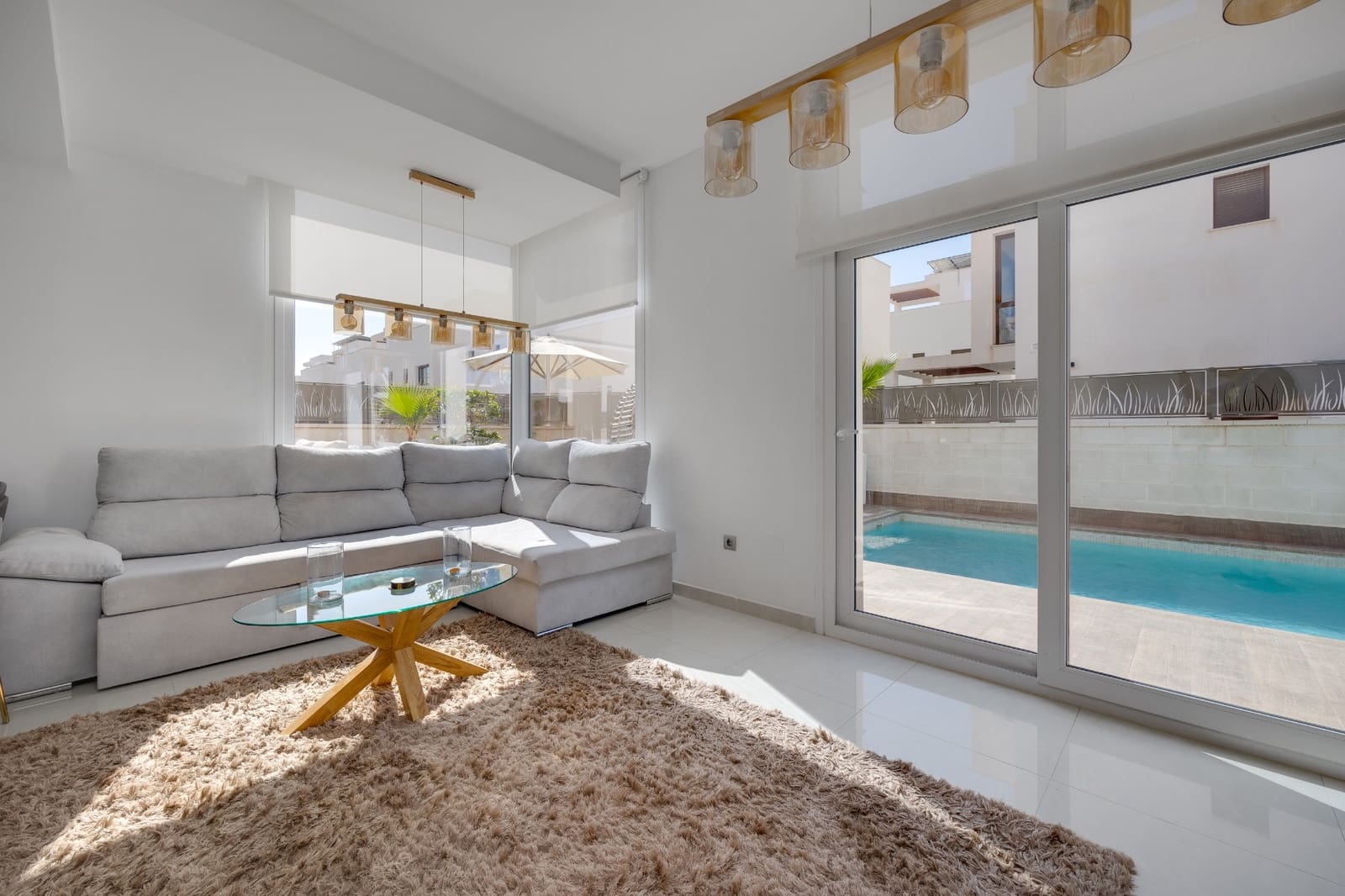 Chalet de 3 habitaciones en Ciudad Quesada en venta con piscina garaje - 499.000 € (Ref: 9726529)