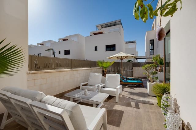 3 soveværelse Villa til salg i Ciudad Quesada, Rojales med swimmingpool garage - € 499.000 (Ref: 9726529)