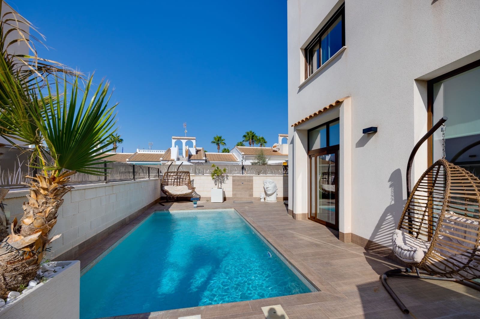 Chalet de 3 habitaciones en Ciudad Quesada en venta con piscina garaje - 499.000 € (Ref: 9726529)