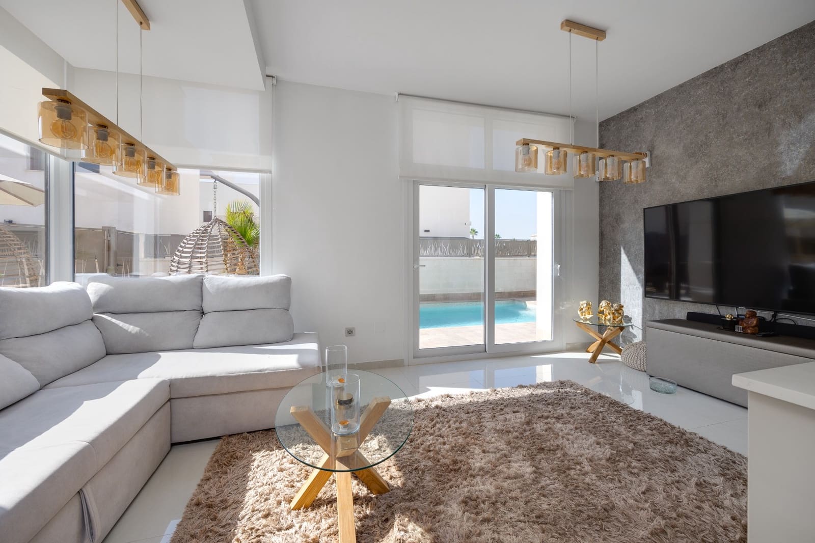 Chalet de 3 habitaciones en Ciudad Quesada en venta con piscina garaje - 499.000 € (Ref: 9726529)