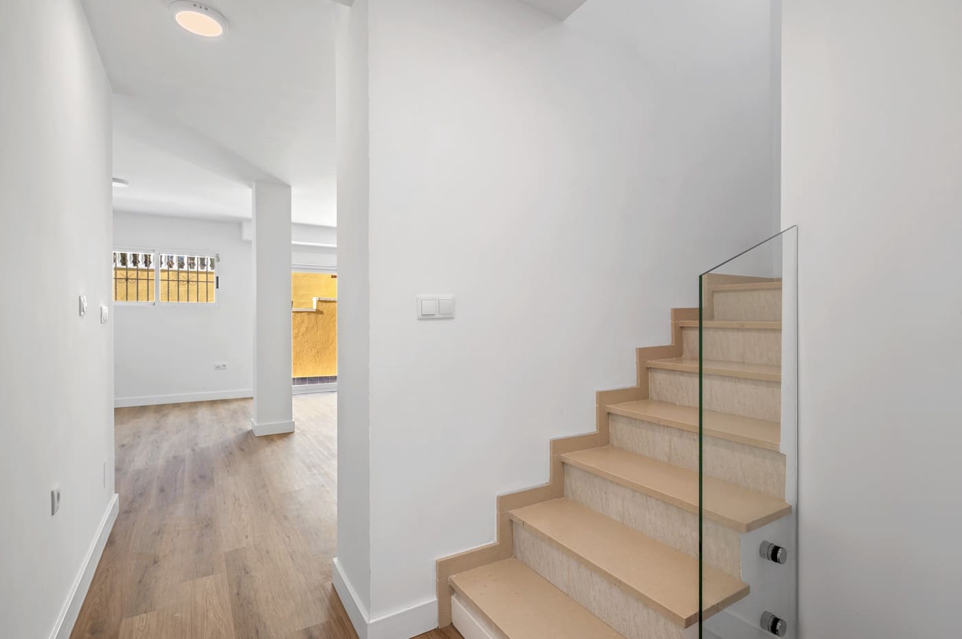 Pareado de 3 habitaciones en Benimar en venta con piscina - 269.000 € (Ref: 9752265)