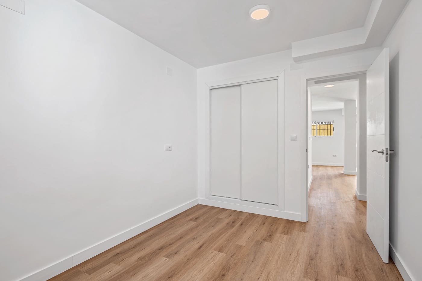 Pareado de 3 habitaciones en Benimar en venta con piscina - 269.000 € (Ref: 9752265)