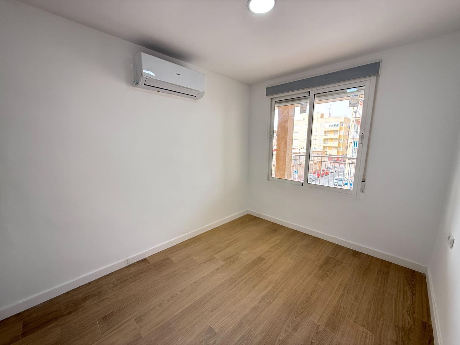 3 soverom Leilighet til salgs i Torrevieja - € 239 000 (Ref: 9752266)