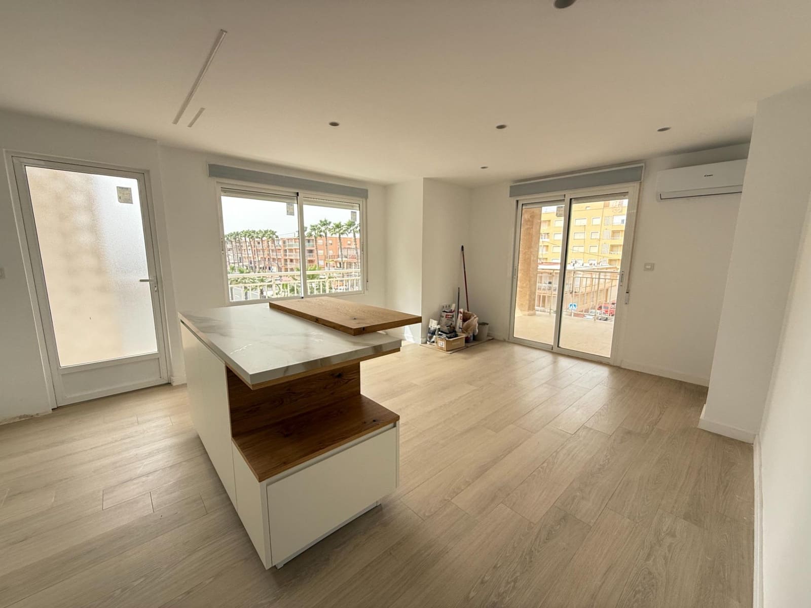 3 soverom Leilighet til salgs i Torrevieja - € 239 000 (Ref: 9752266)