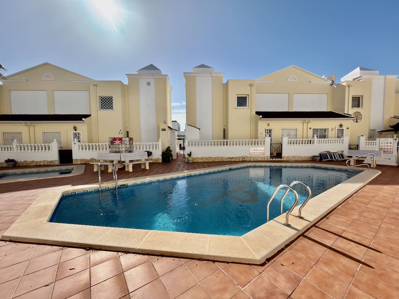 3 quarto Moradia para venda em Dona Pepa com piscina - 195 000 € (Ref: 9769902)